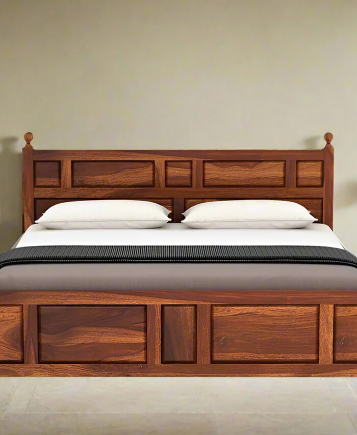 WOODEN KING SIZE BED